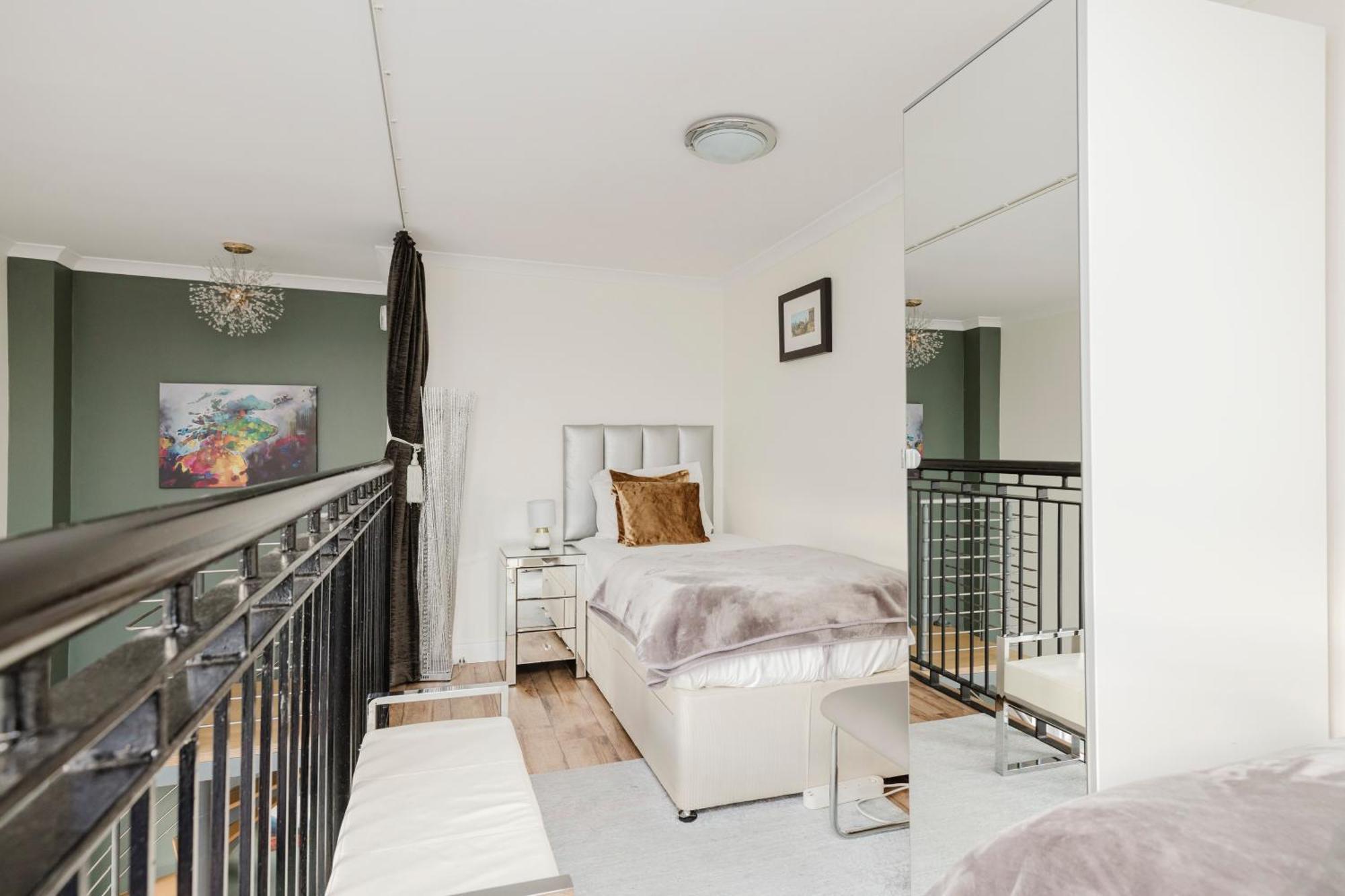 Joivy Stylish With Balcony In Old Town * Édimbourg